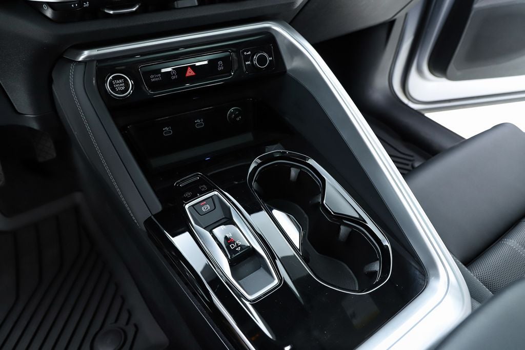 2025 Audi Q5 2.0T Prestige quattro