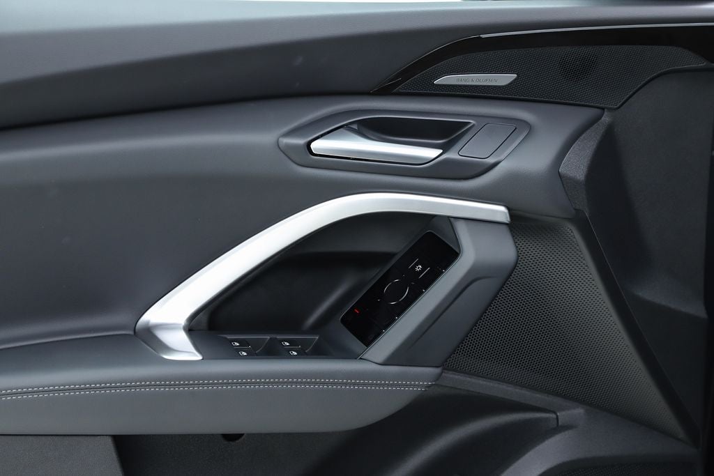 2025 Audi Q5 2.0T Prestige quattro