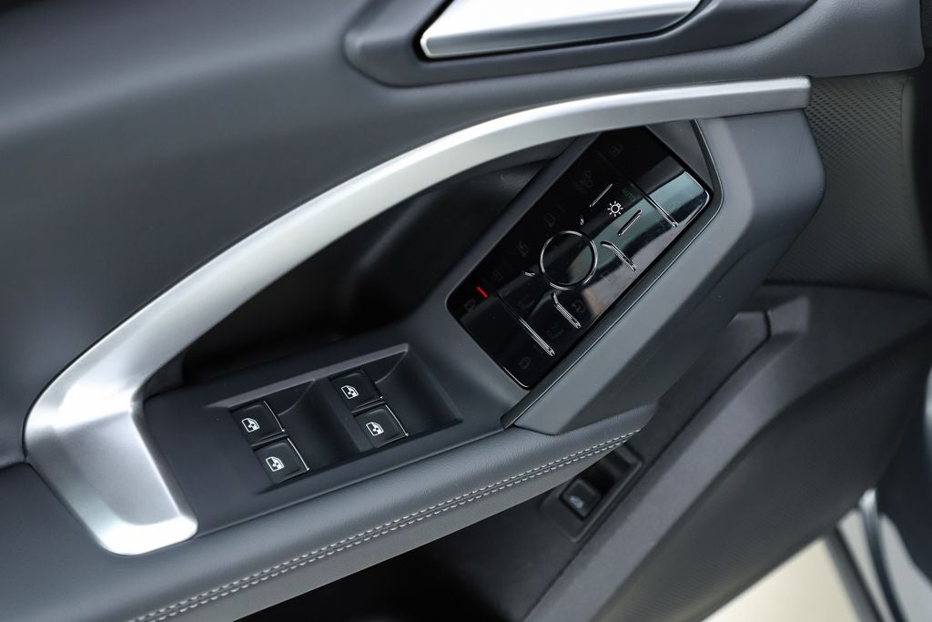 2025 Audi Q5 2.0T Prestige quattro