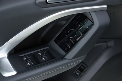 2025 Audi Q5 2.0T Prestige quattro