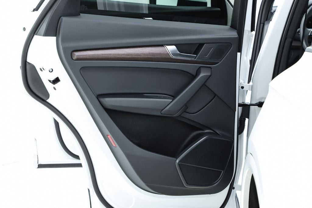 2025 Audi Q5 45 S line Premium quattro