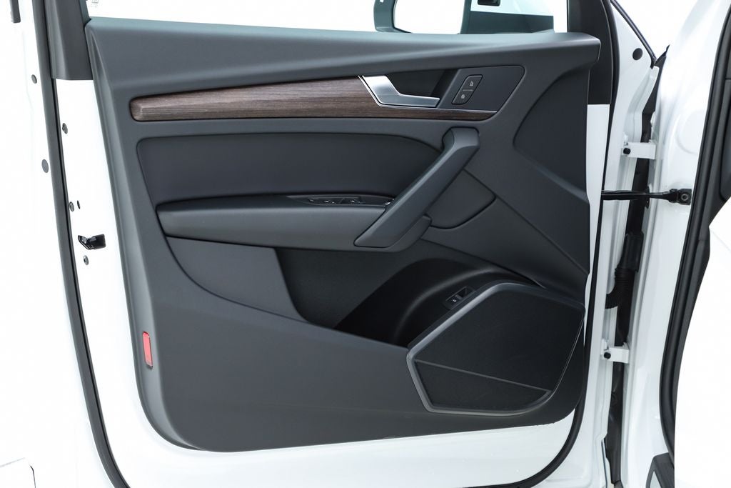 2025 Audi Q5 45 S line Premium quattro