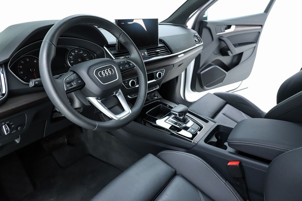 2025 Audi Q5 45 S line Premium quattro