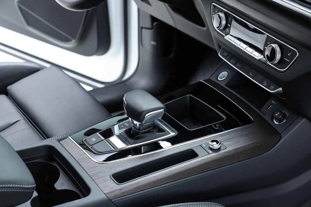 2025 Audi Q5 45 S line Premium quattro