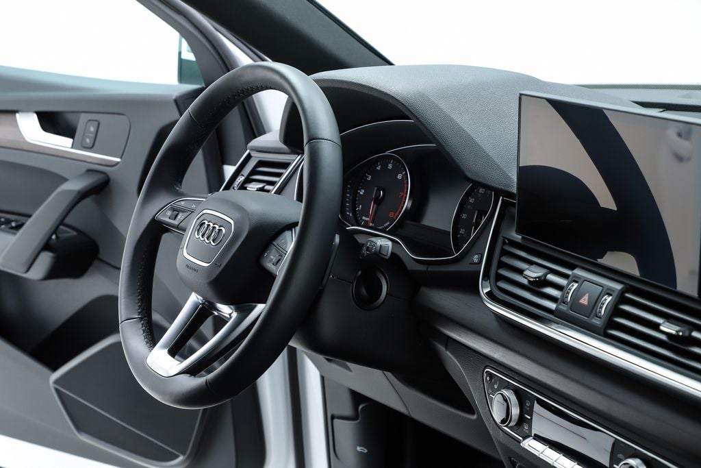 2025 Audi Q5 45 S line Premium quattro
