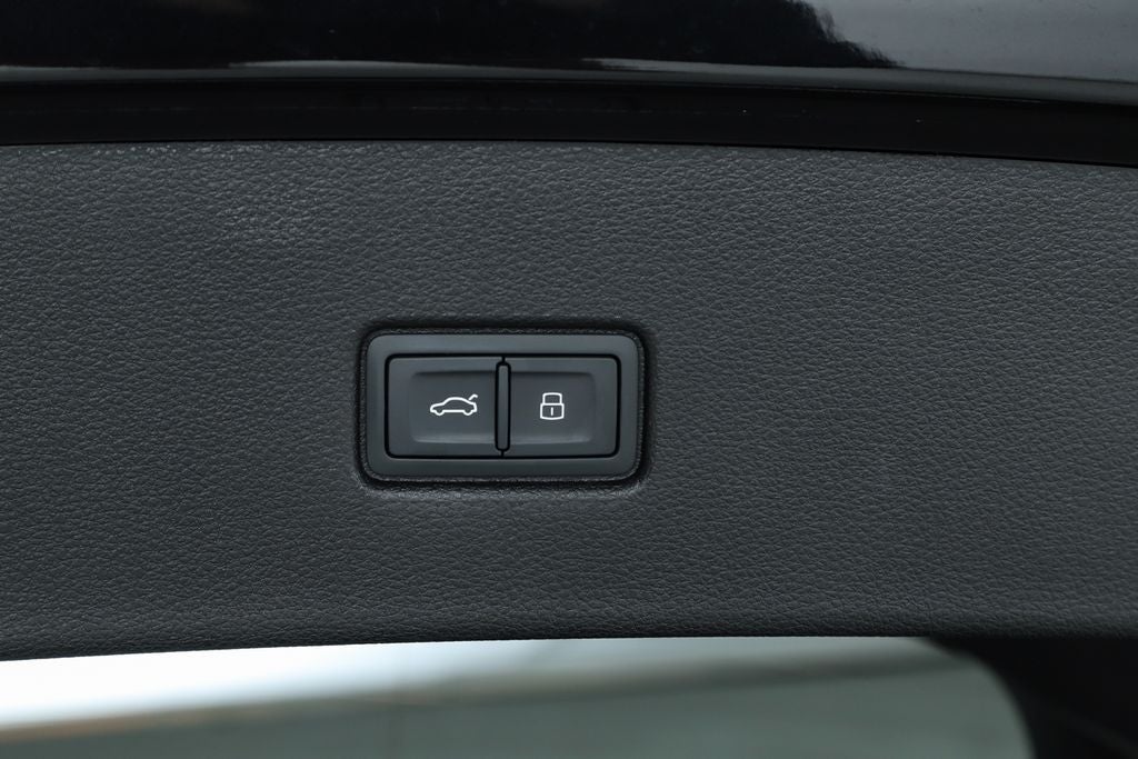 2022 Audi Q5 Sportback 45 S line Premium quattro