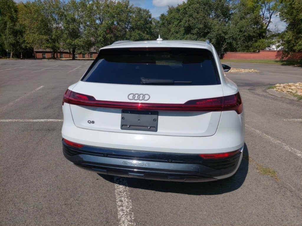 2024 Audi Q8 e-tron Premium Plus quattro