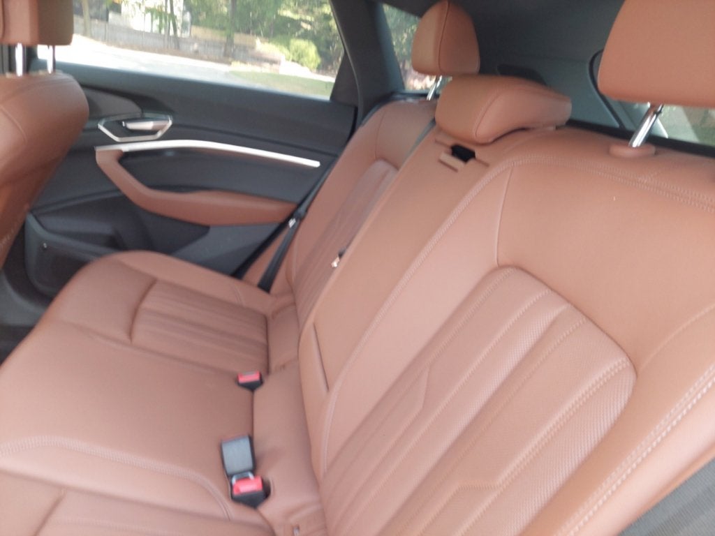 2024 Audi Q8 e-tron Premium Plus quattro