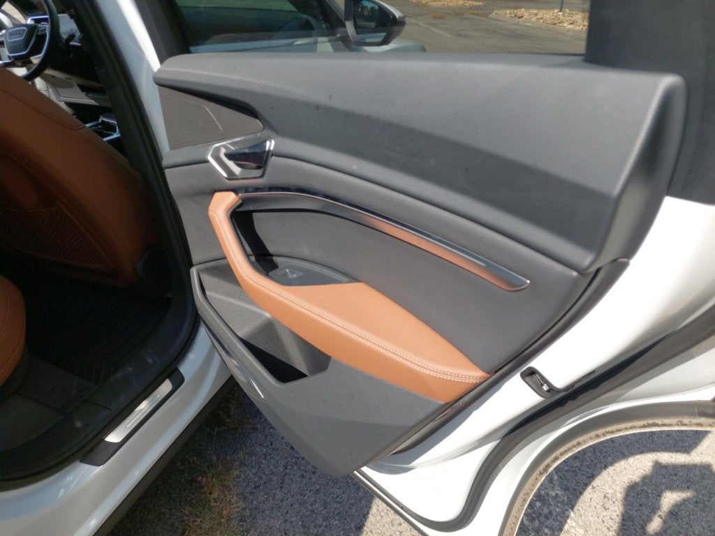 2024 Audi Q8 e-tron Premium Plus quattro
