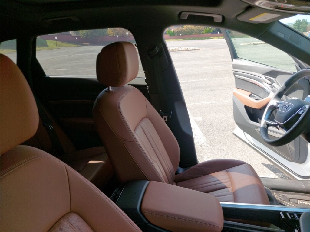 2024 Audi Q8 e-tron Premium Plus quattro
