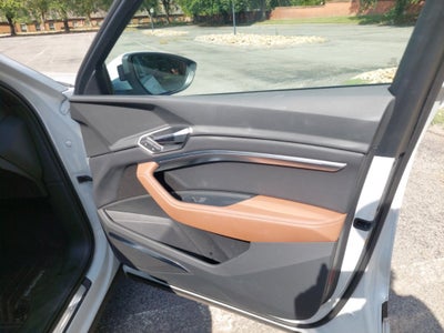 2024 Audi Q8 e-tron Premium Plus quattro
