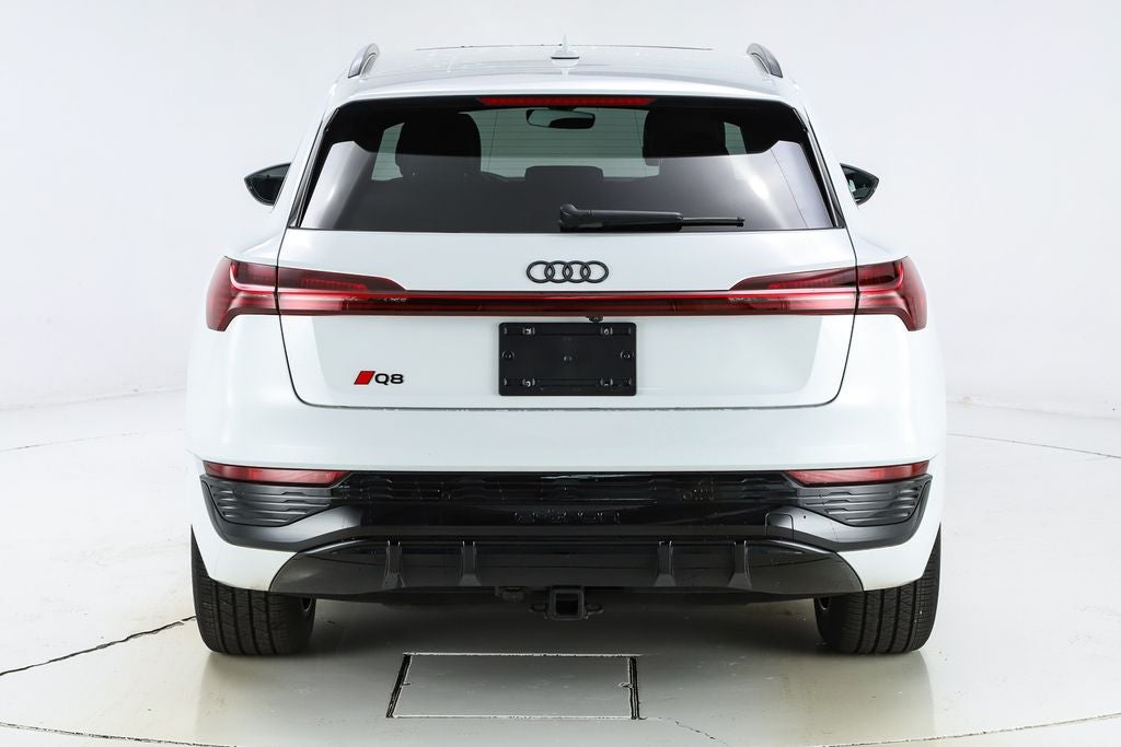 2024 Audi Q8 e-tron Prestige quattro