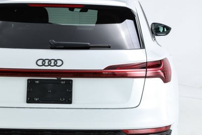 2024 Audi Q8 e-tron Prestige quattro