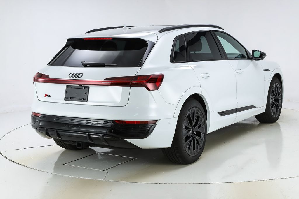 2024 Audi Q8 e-tron Prestige quattro