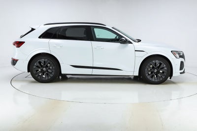 2024 Audi Q8 e-tron Prestige quattro