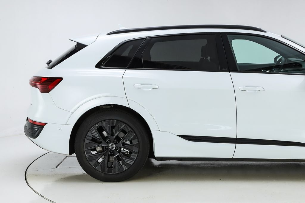 2024 Audi Q8 e-tron Prestige quattro
