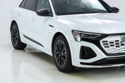 2024 Audi Q8 e-tron Prestige quattro