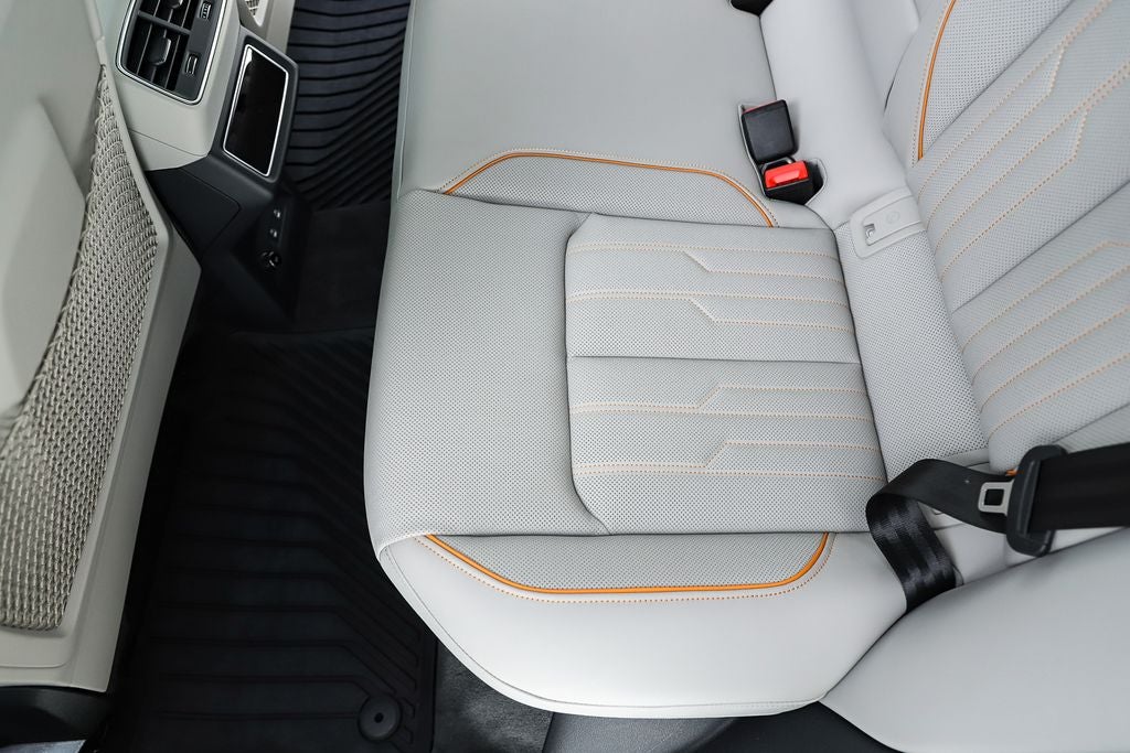 2024 Audi Q8 e-tron Prestige quattro