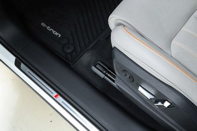 2024 Audi Q8 e-tron Prestige quattro