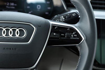 2024 Audi Q8 e-tron Prestige quattro