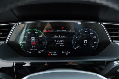 2024 Audi Q8 e-tron Prestige quattro