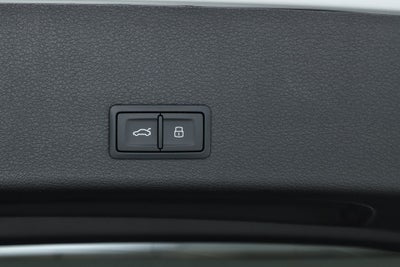 2024 Audi Q8 e-tron Prestige quattro