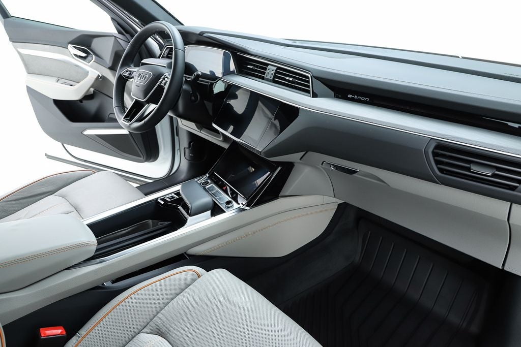 2024 Audi Q8 e-tron Prestige quattro