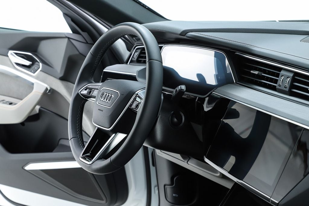 2024 Audi Q8 e-tron Prestige quattro