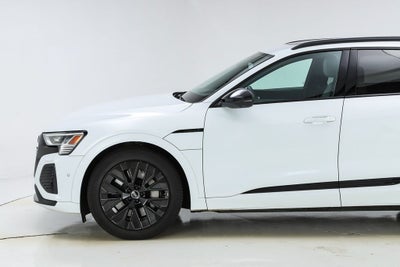 2024 Audi Q8 e-tron Prestige quattro