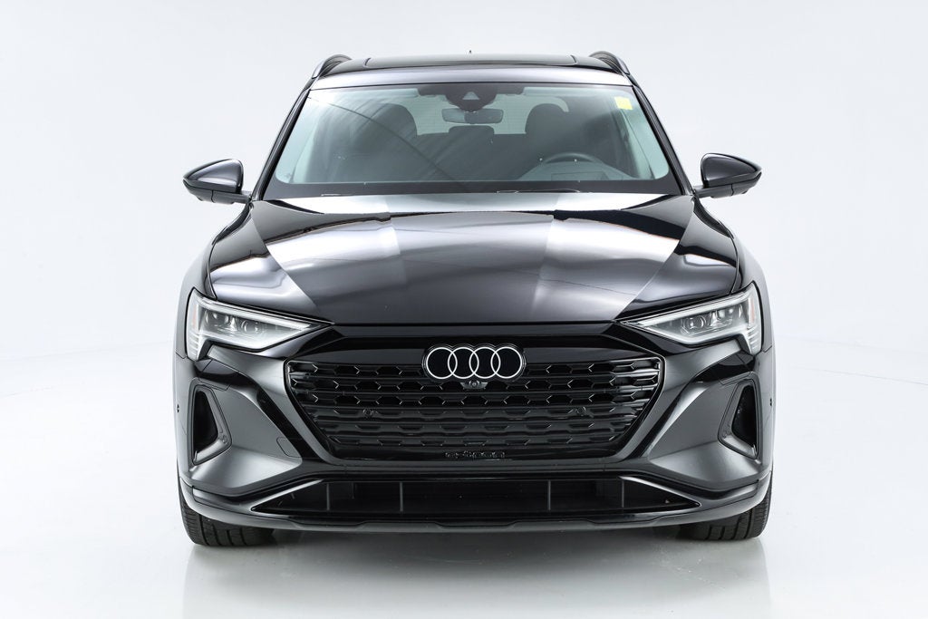 2024 Audi Q8 e-tron Prestige quattro