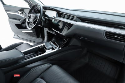 2024 Audi Q8 e-tron Prestige quattro