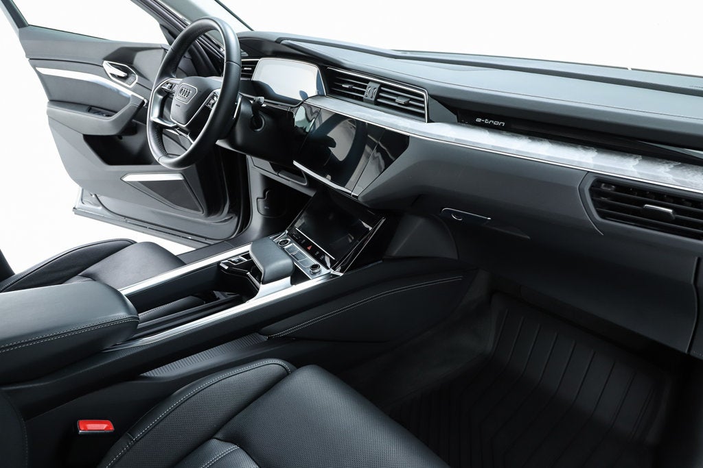 2024 Audi Q8 e-tron Prestige quattro