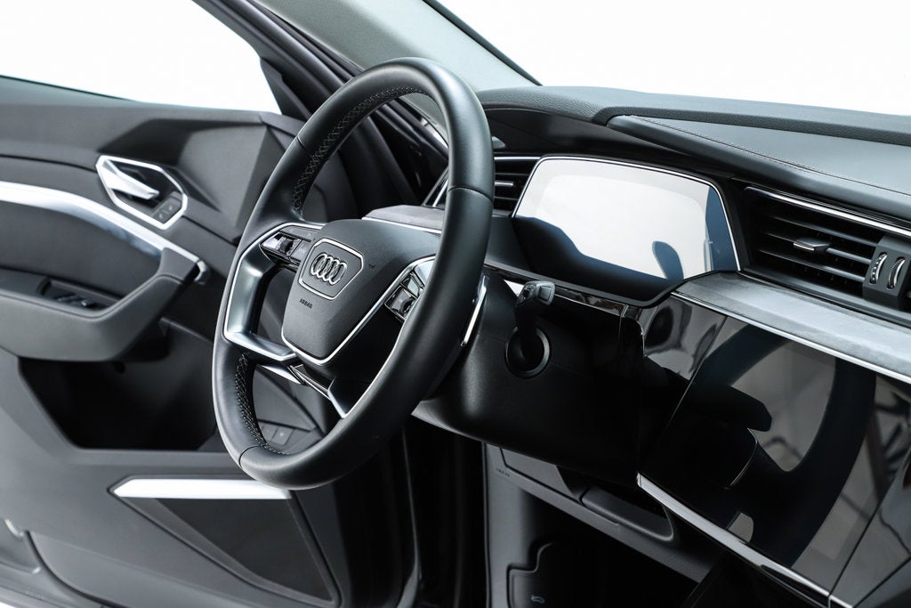 2024 Audi Q8 e-tron Prestige quattro