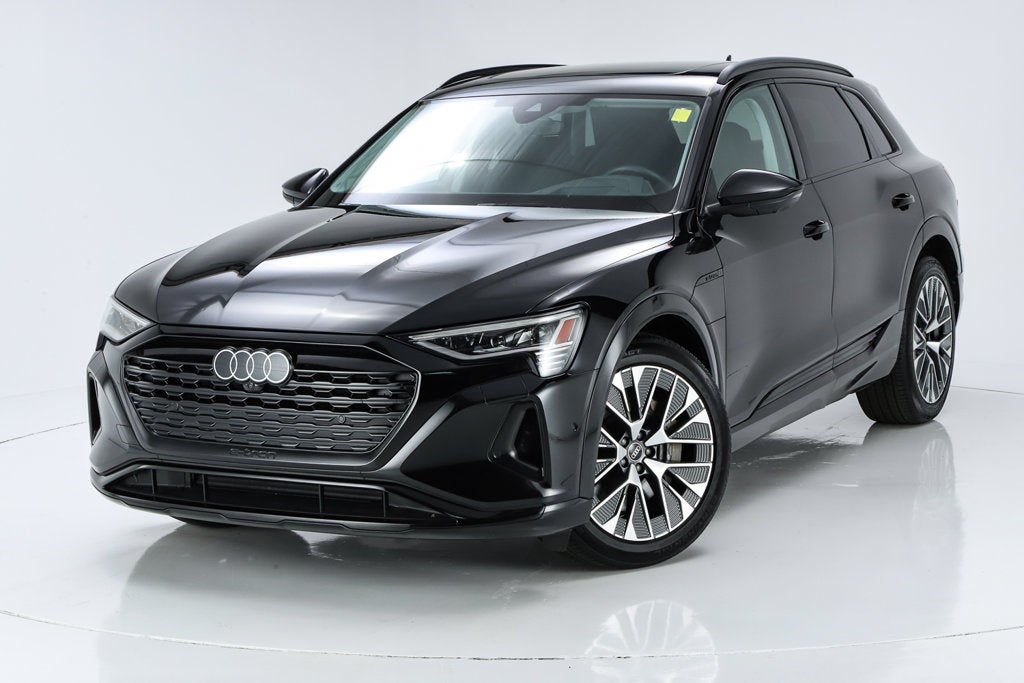 2024 Audi Q8 e-tron Prestige quattro