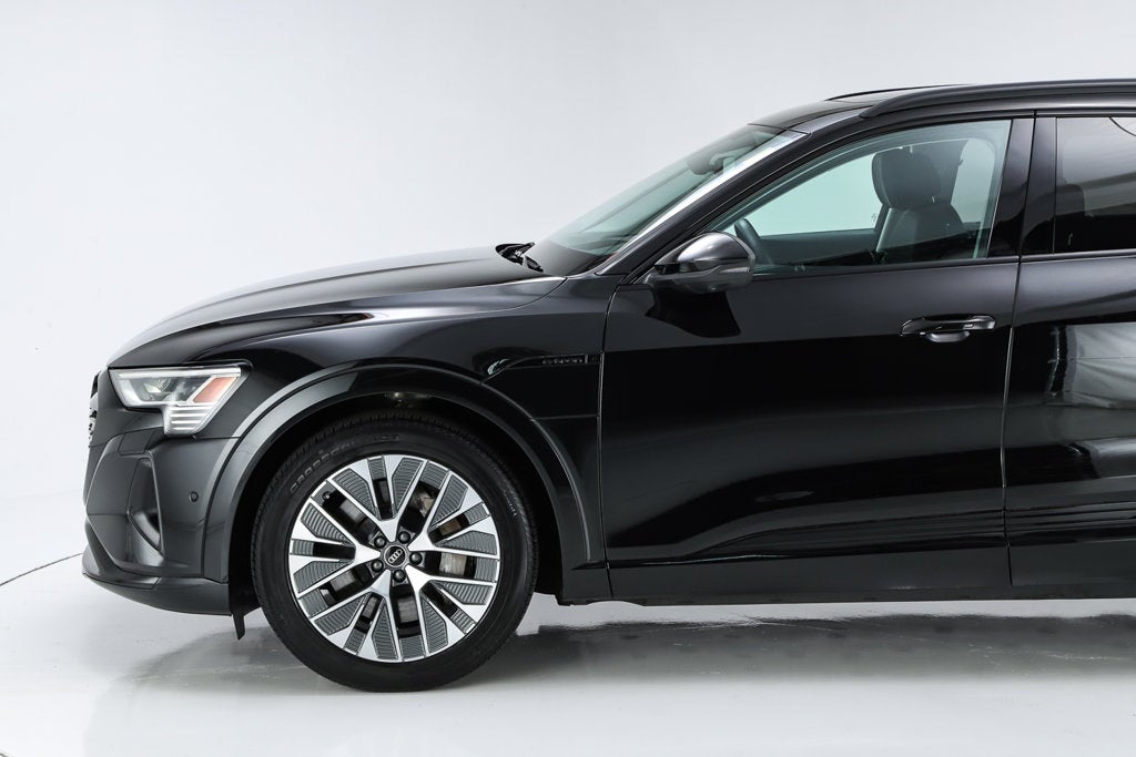 2024 Audi Q8 e-tron Prestige quattro
