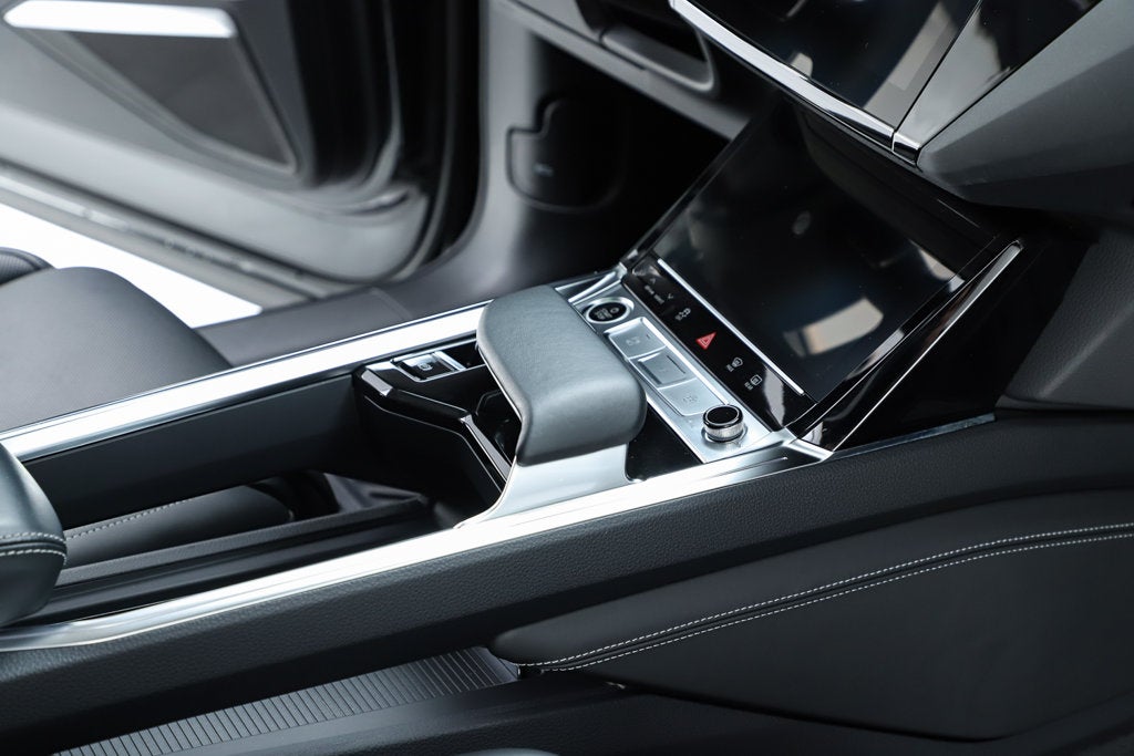 2024 Audi Q8 e-tron Prestige quattro