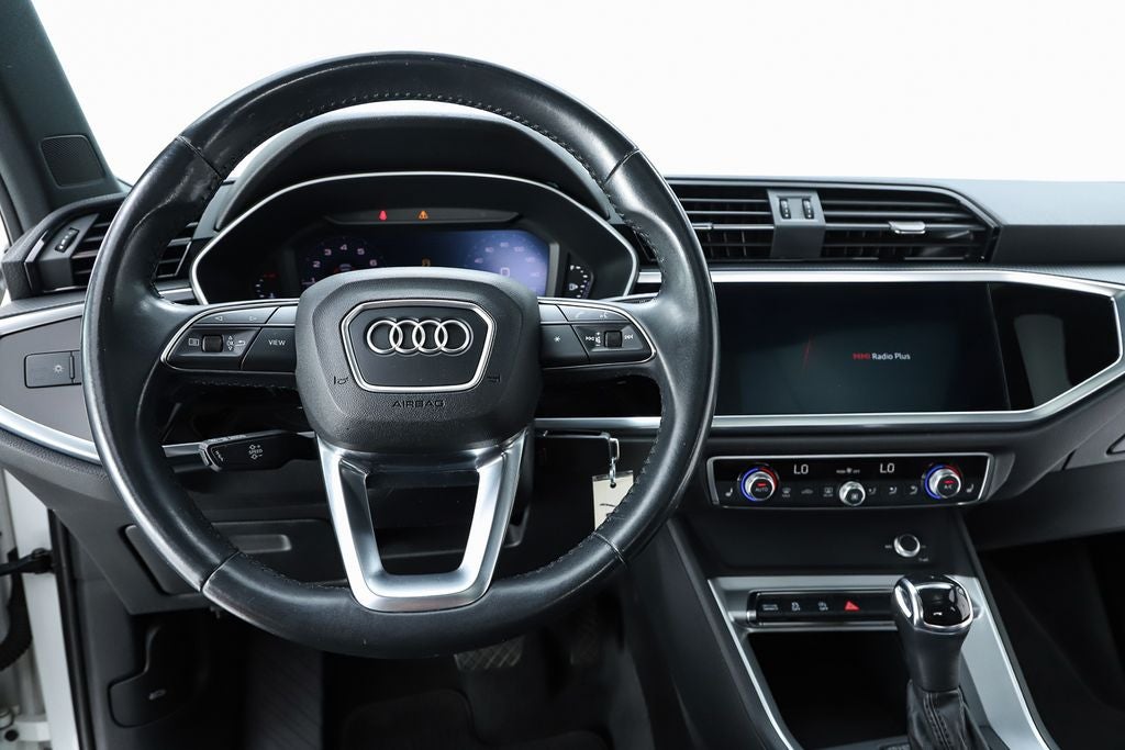 2020 Audi Q3 Premium quattro