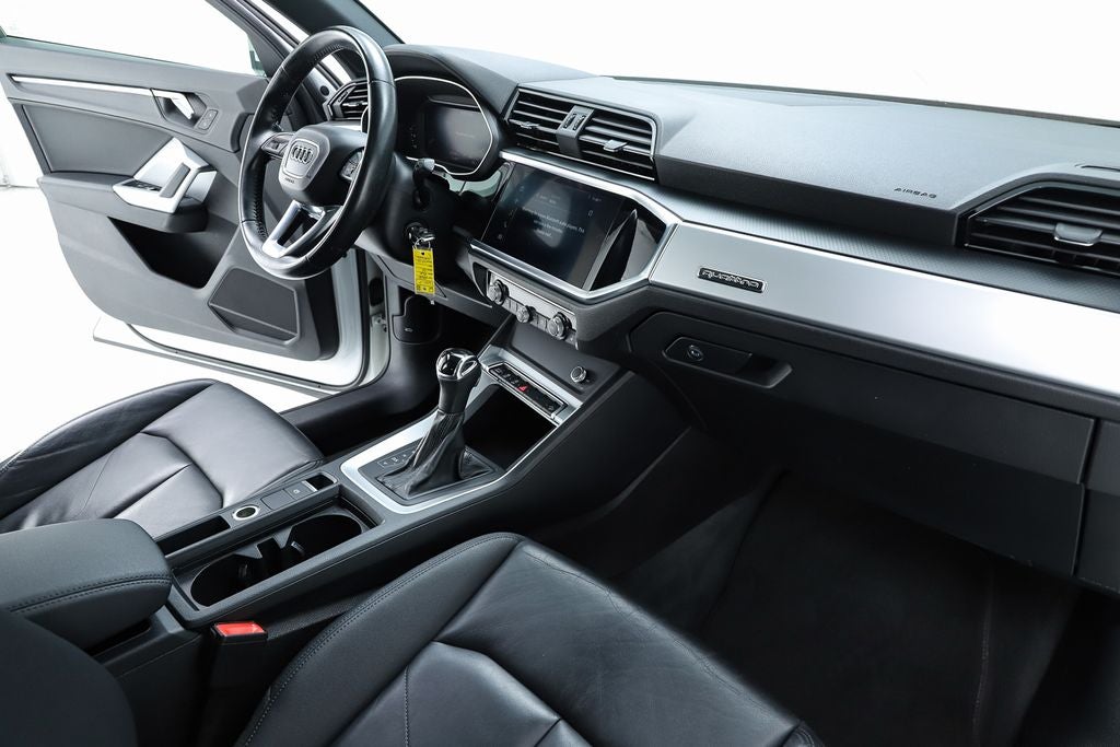 2020 Audi Q3 Premium quattro