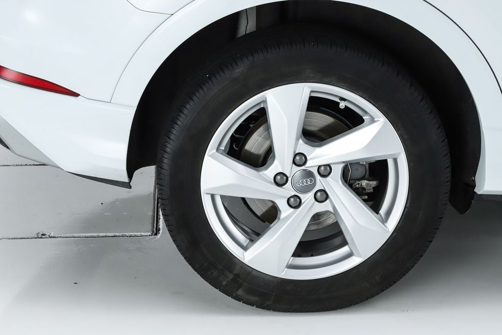2020 Audi Q3 Premium quattro
