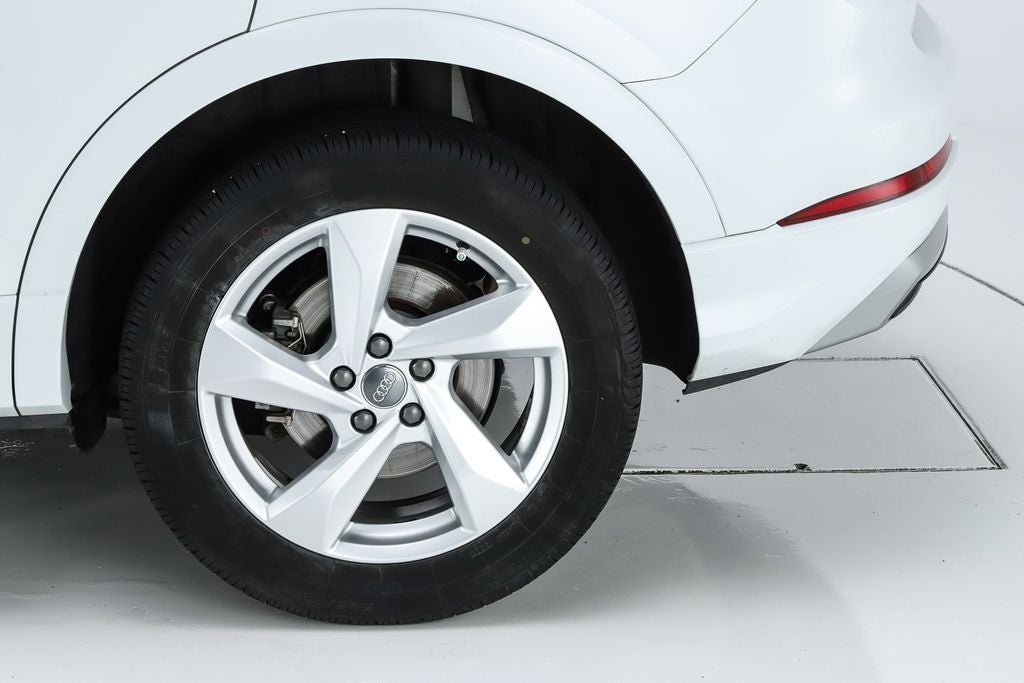 2020 Audi Q3 Premium quattro