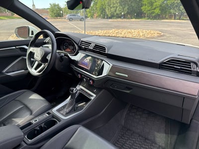 2023 Audi Q3 Premium quattro