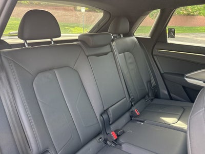 2023 Audi Q3 Premium quattro