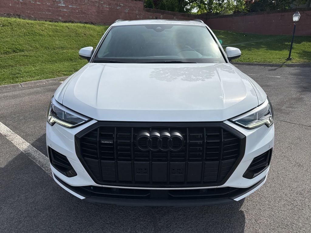2023 Audi Q3 Premium quattro