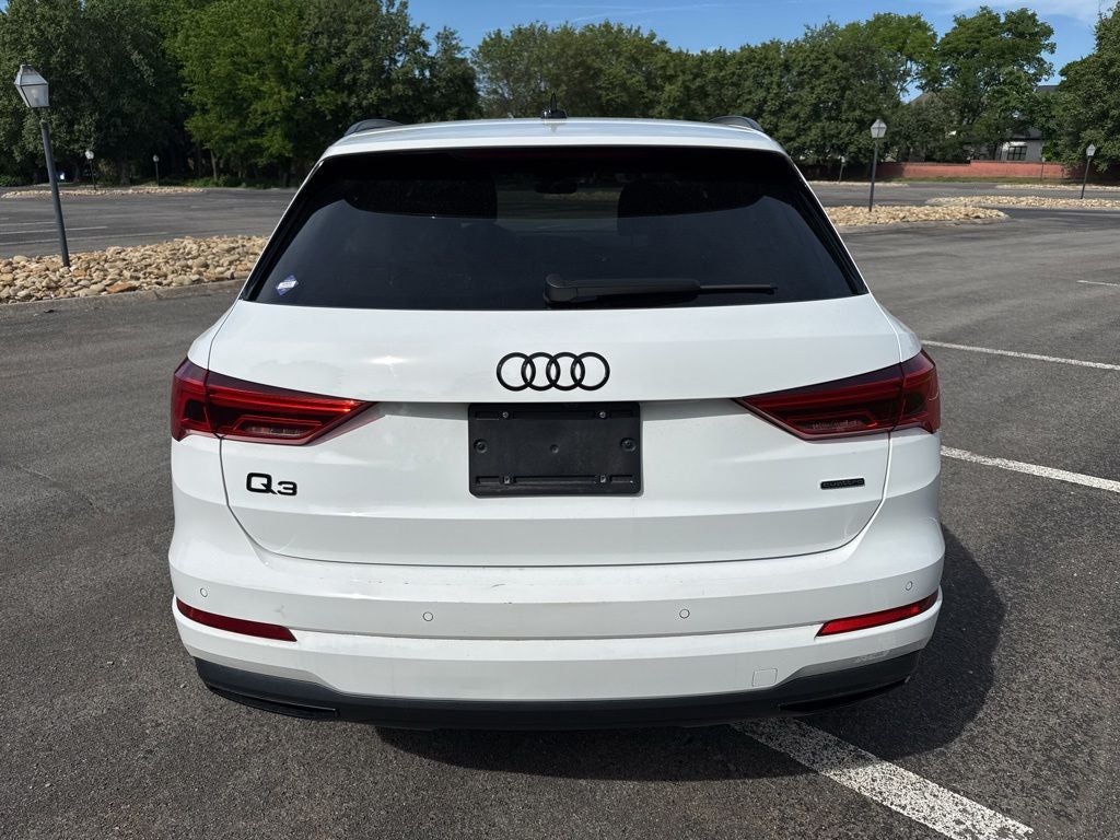 2023 Audi Q3 Premium quattro