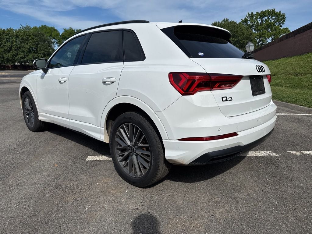 2023 Audi Q3 Premium quattro