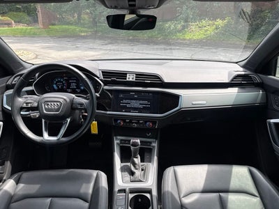 2022 Audi Q3 Premium quattro