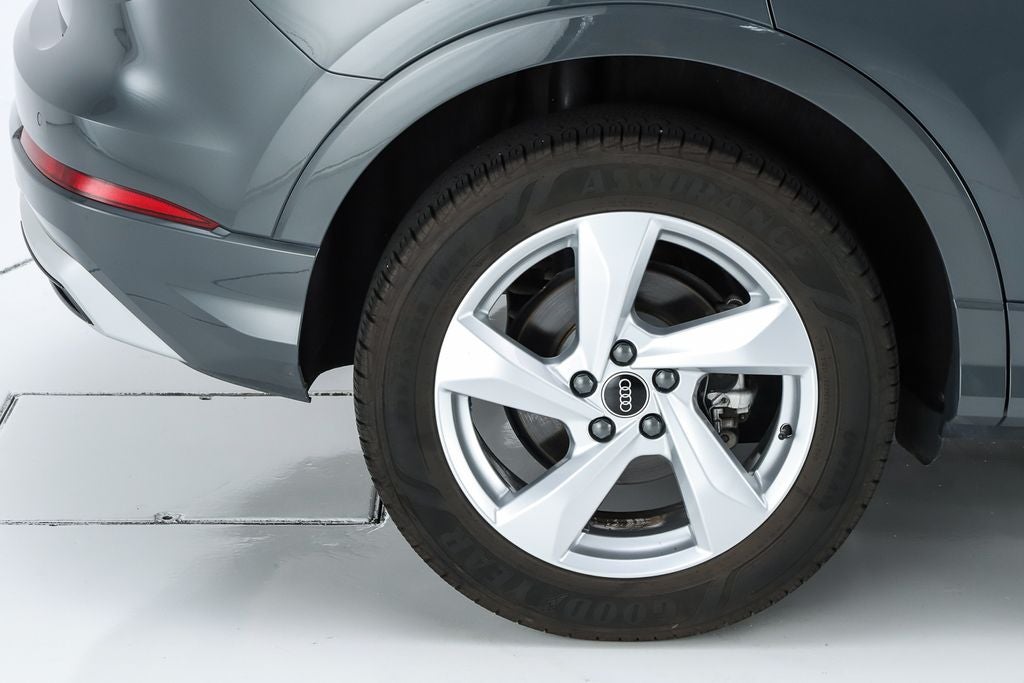 2022 Audi Q3 Premium quattro
