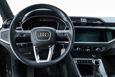 2022 Audi Q3 Premium quattro