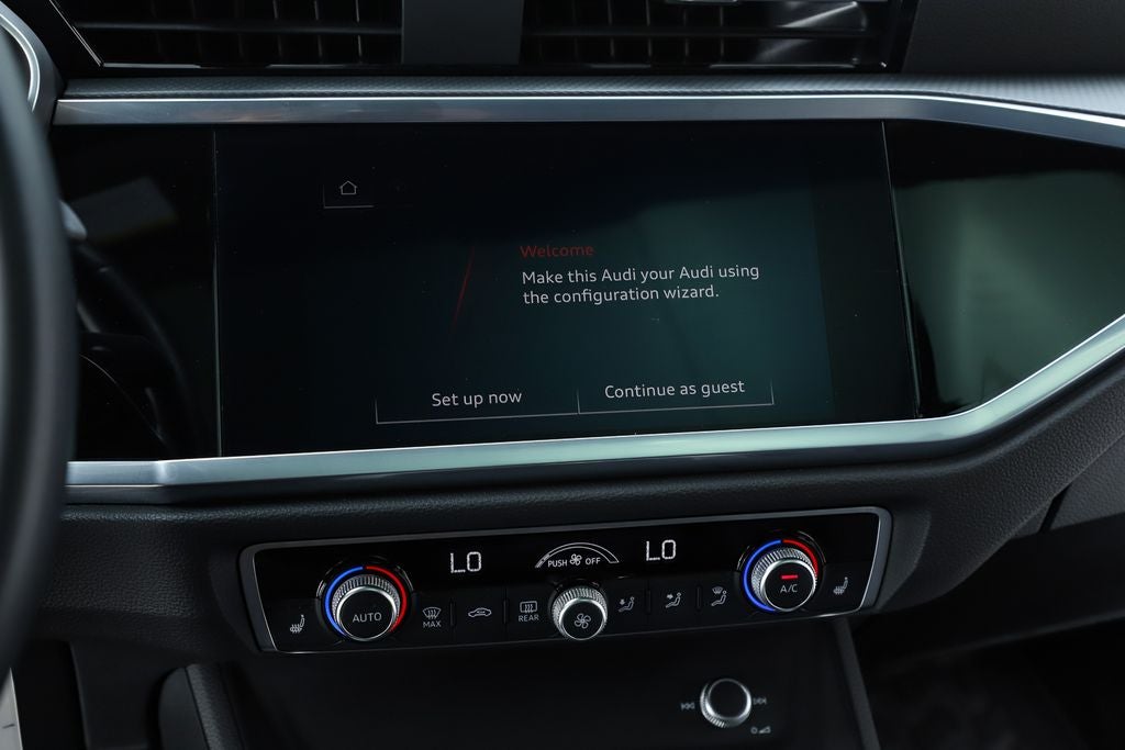 2022 Audi Q3 Premium quattro
