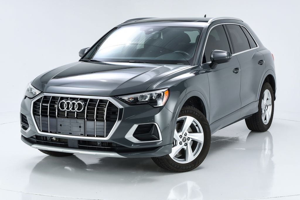 2022 Audi Q3 Premium quattro